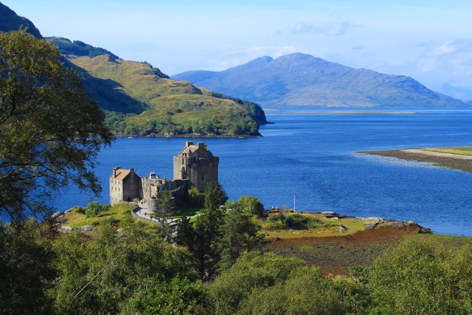 Eilean Donan castle, Scotland